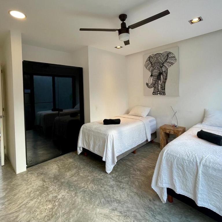 Exclusivo 3 Hab, Terraza Privada, Alberca y Asador - Three-Bedroom Apartment - 17