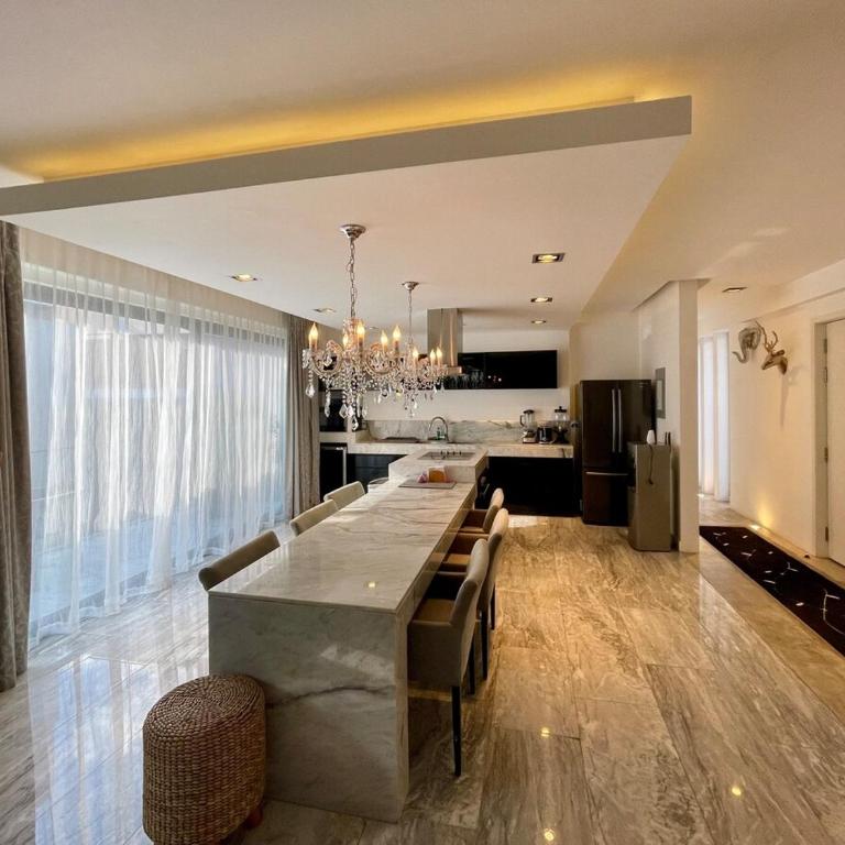Exclusivo 3 Hab, Terraza Privada, Alberca y Asador - Three-Bedroom Apartment - 20