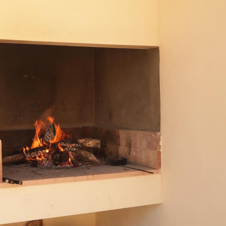 La casica de madera con Jacuzzi exterior y barbacoa - Two-Bedroom House - 45