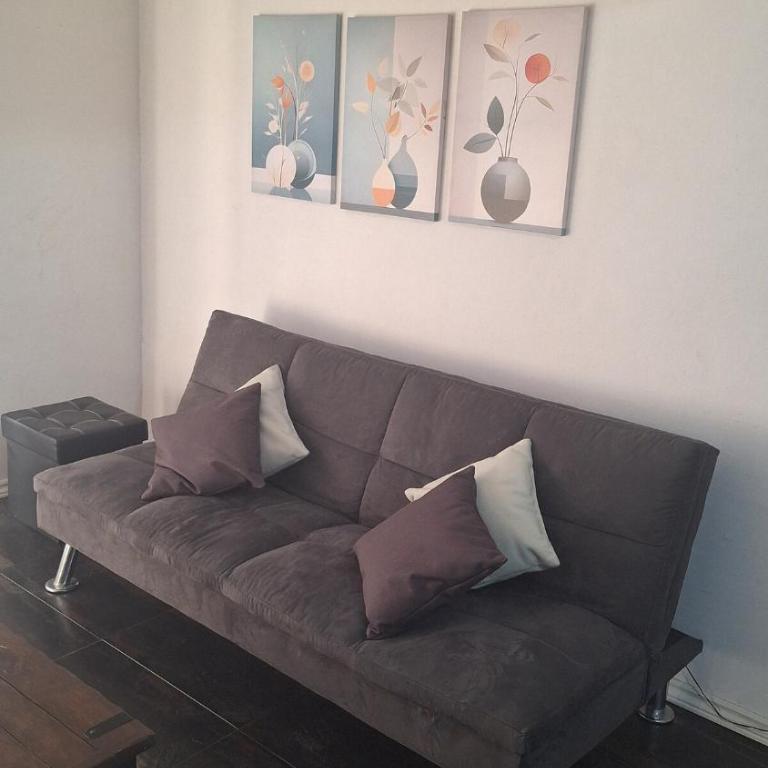 Centric Loc - Sleeps 5 - Balcony - High Speed WiFi - Two-Bedroom Apartment - 8