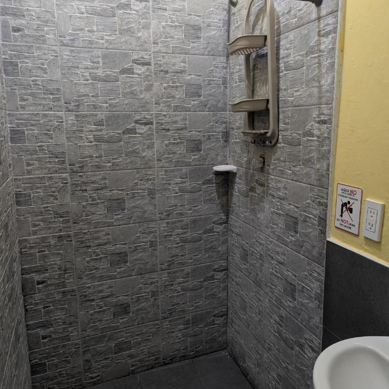 Casa de 2 pisos cerca a la playa - Casa de 5 dormitorios - 13