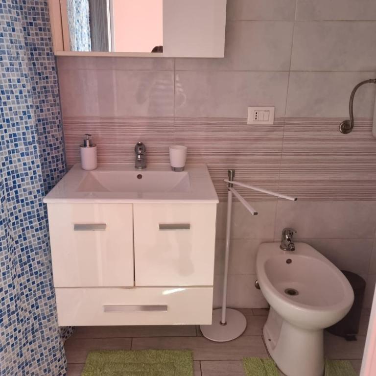 "Pippo" Studio At Historical Center - One-Bedroom House - 31