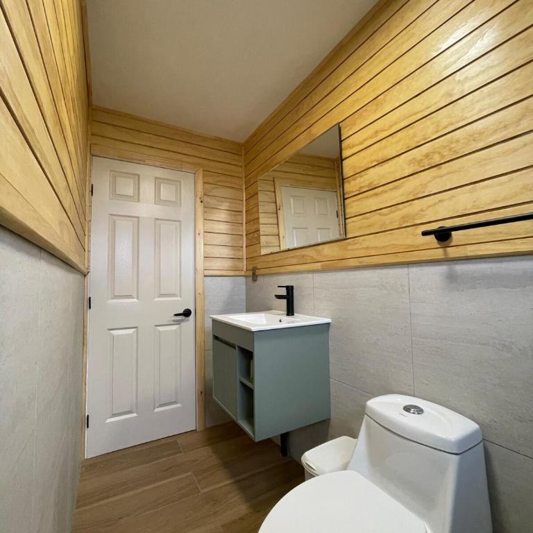 Casa familiar a 12 minutos del centro de Castro - Four-Bedroom House - 19