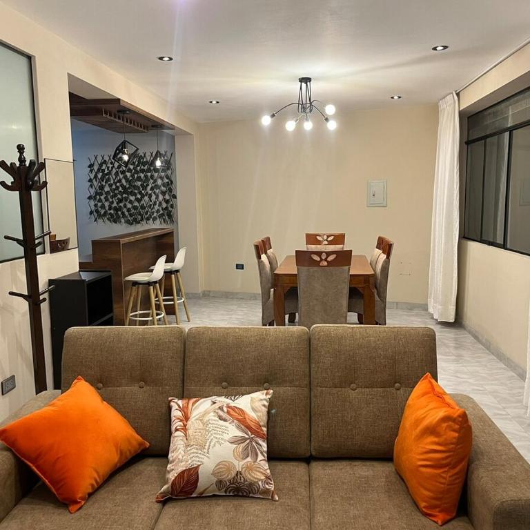 Departamento de Estreno Amplio y Confortable - Two-Bedroom Apartment - 11
