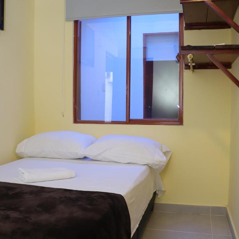La Casona - Habitación Doble con baño privado - 6