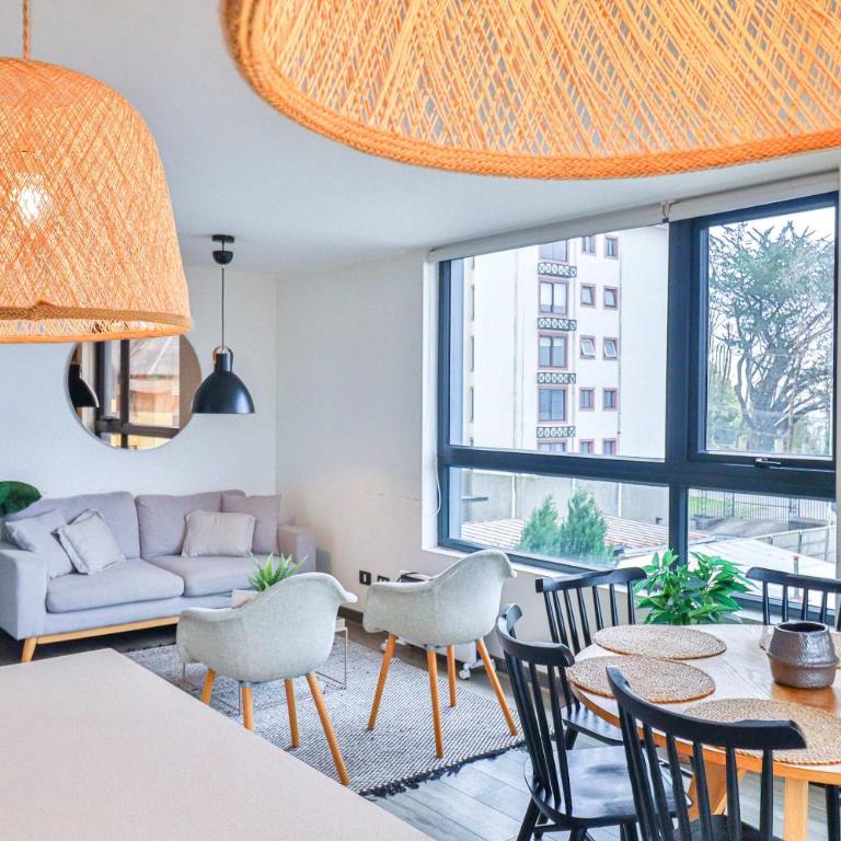 HOM I Vista al Lago Depto con Estacionamiento - Apartamento - 1