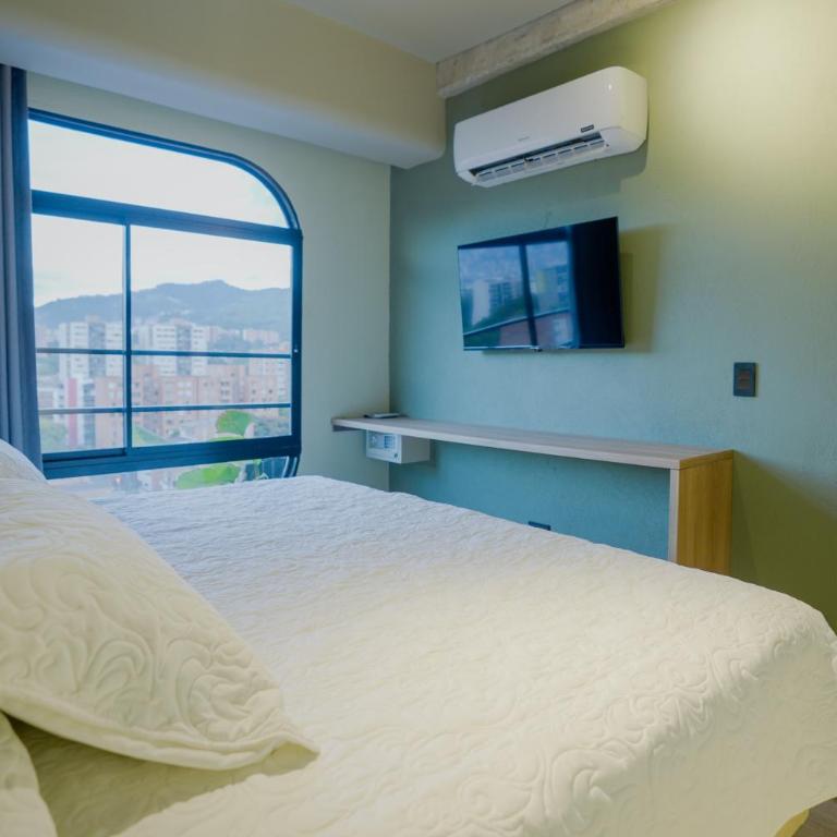 BRENT 30 Living - Two-Bedroom Deluxe Apartment - 3