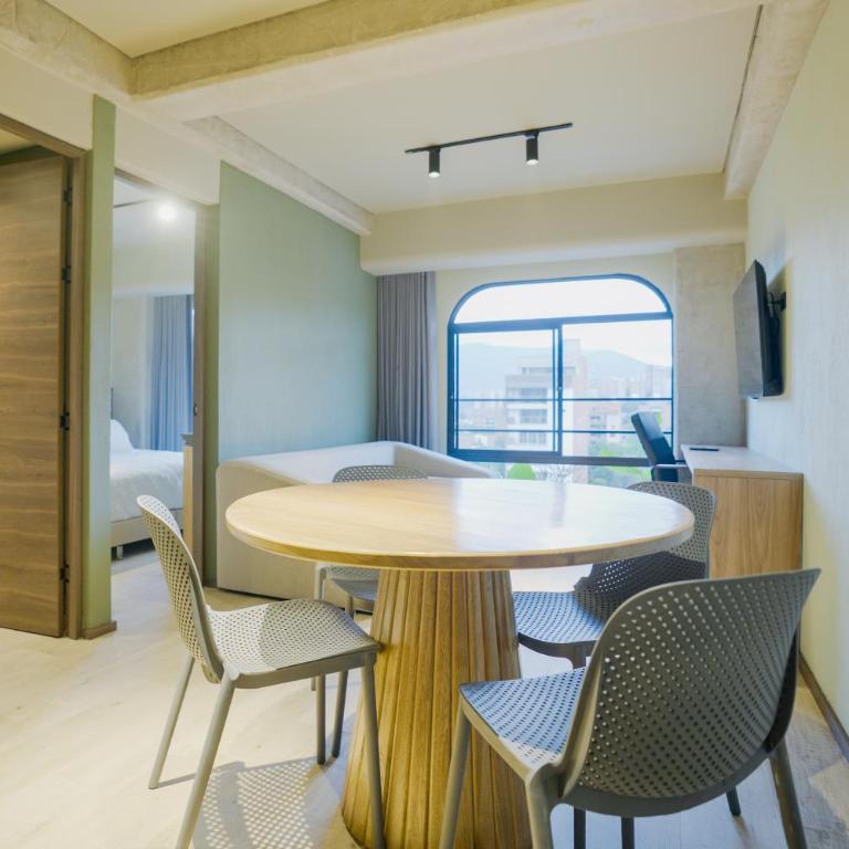 BRENT 30 Living - Two-Bedroom Deluxe Apartment - 6
