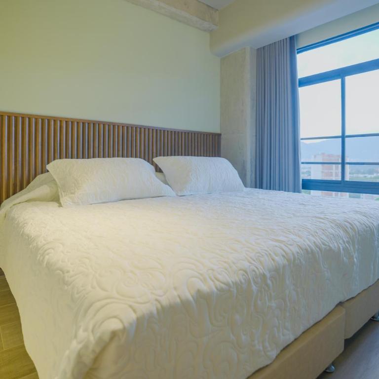 BRENT 30 Living - Two-Bedroom Deluxe Apartment - 10