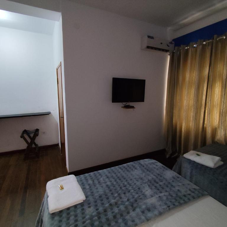 CEDE Inn Hotel - Triple Room - 6