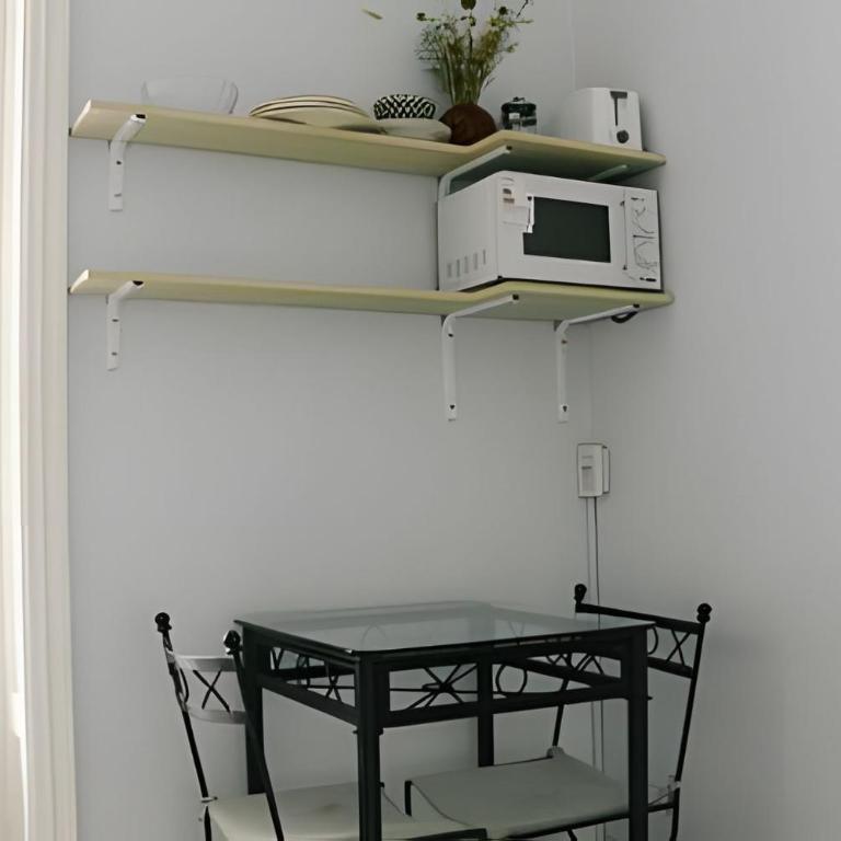 Edificio Jujuy 84 - 12 Deptos - Apartamento con ducha - 31