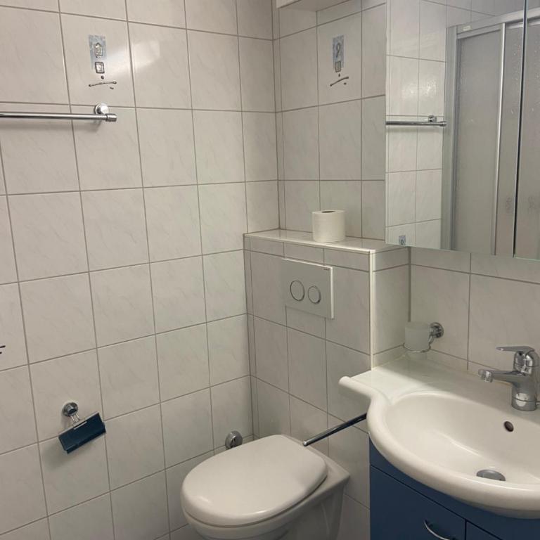Appartement cosy proche ski et bains thermaux - Two-Bedroom Apartment - 2