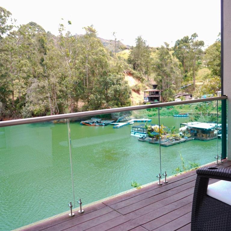 Hotel Nova El Peñol - Habitación Doble con vistas al lago - 4