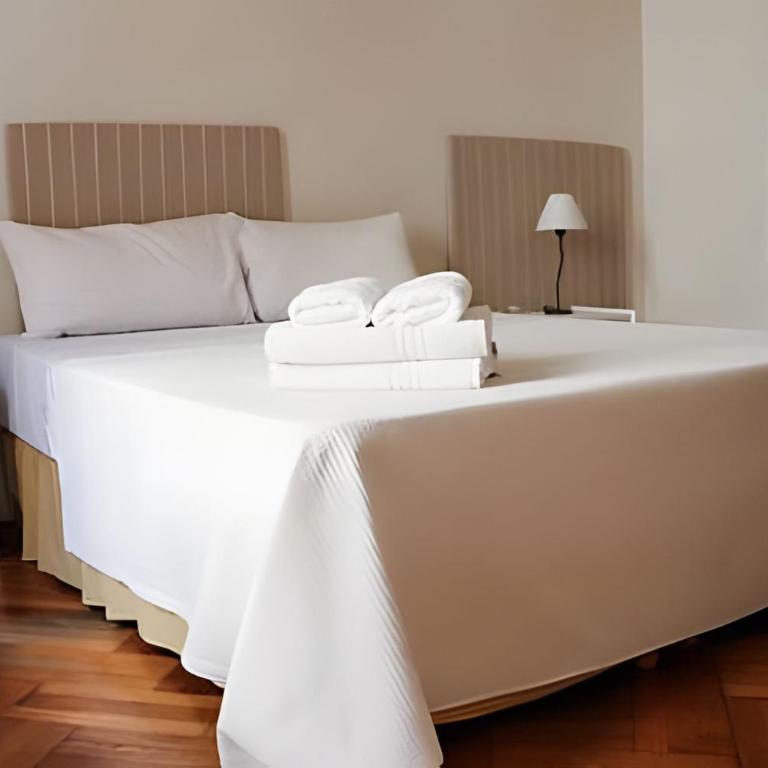 Edificio Jujuy 84 - 12 Deptos - Classic One-Bedroom Apartment with King Bed - 12