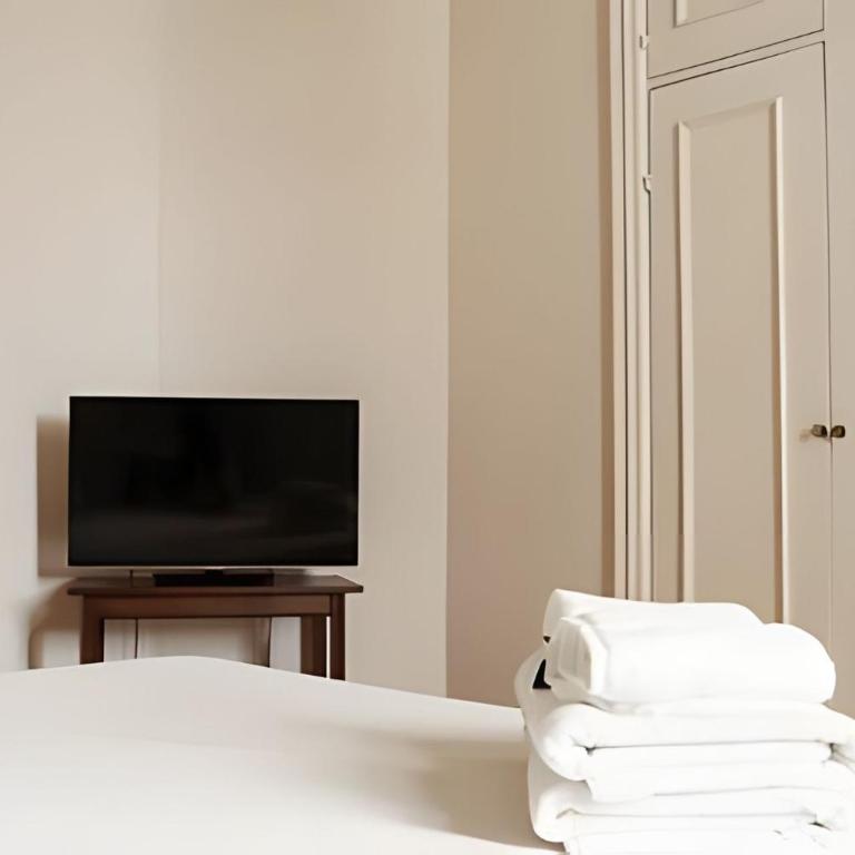 Edificio Jujuy 84 - 12 Deptos - Classic One-Bedroom Apartment with King Bed - 15