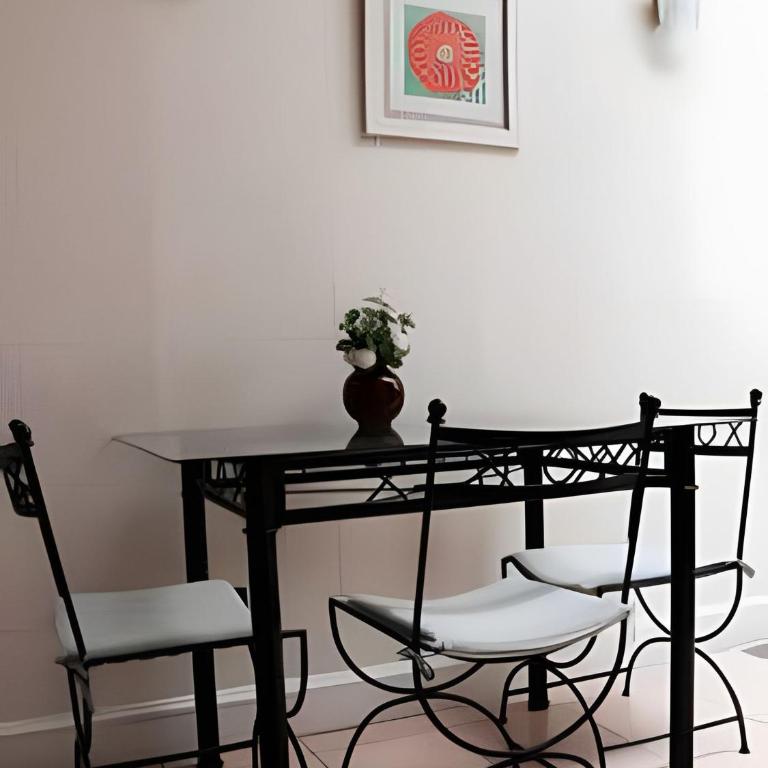 Edificio Jujuy 84 - 12 Deptos - Classic One-Bedroom Apartment with King Bed - 22