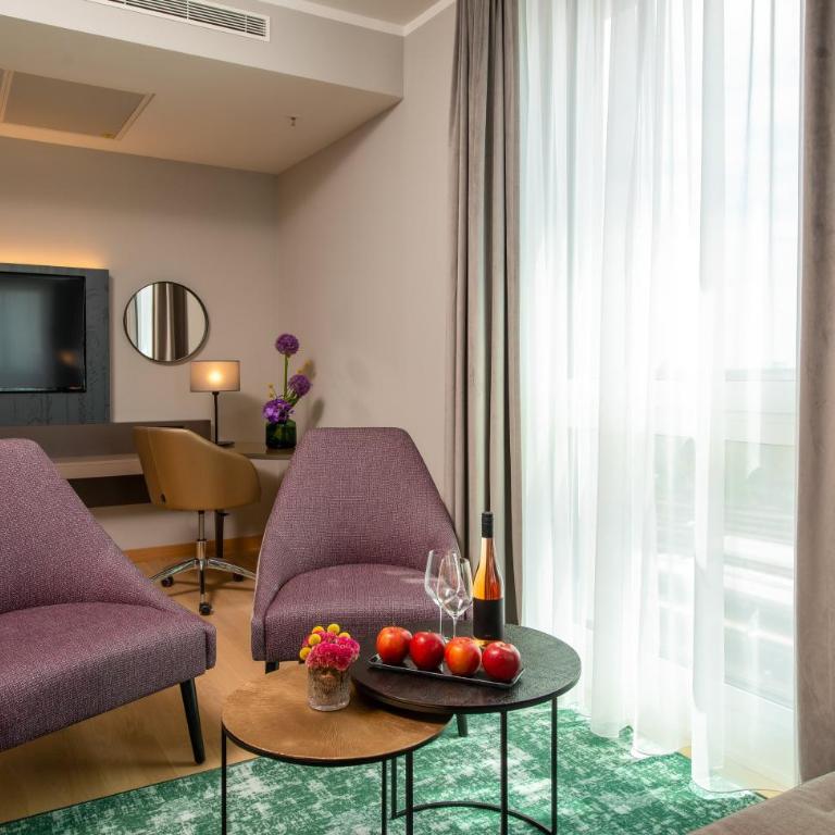 Leonardo Royal Hotel Nürnberg - Junior Suite - 1