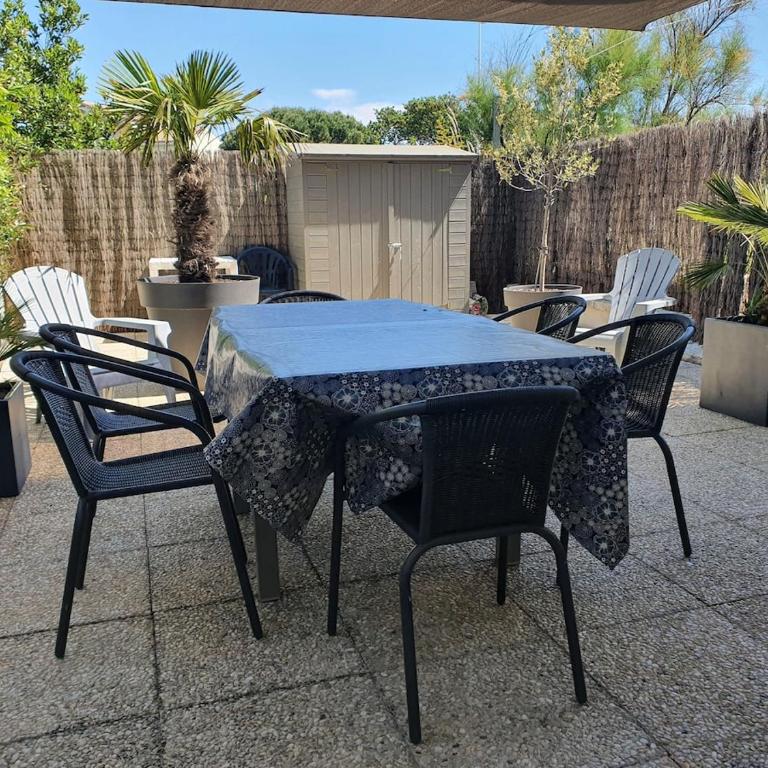 Diane - Beach, Wi-Fi, sleeps 6, Modern and Neat - Appartamento con 3 Camere da Letto - 38