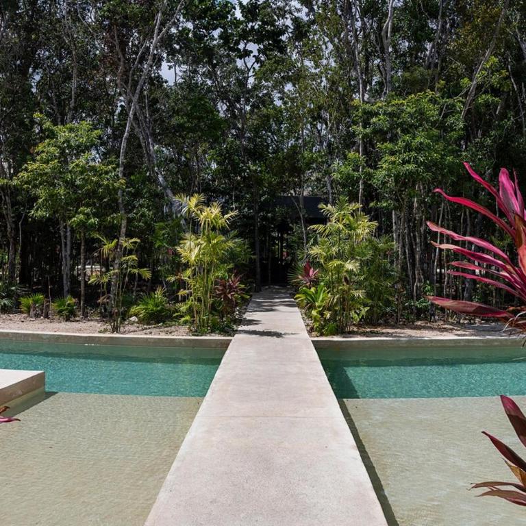 luxury Mistiq Villa private pool and art - Three-Bedroom Villa - 12