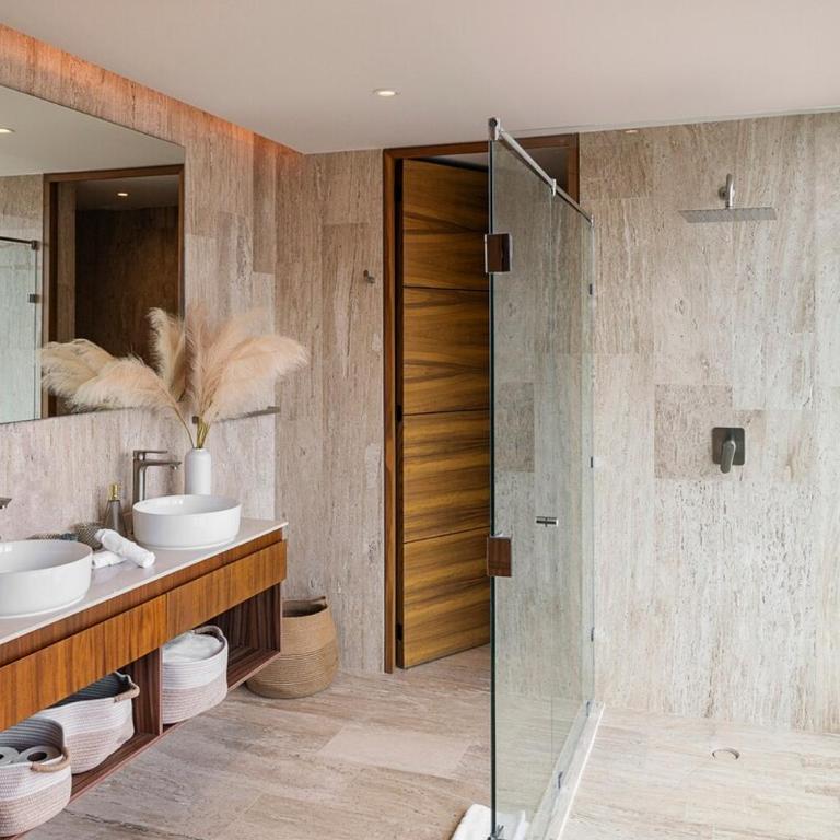 luxury Mistiq Villa private pool and art - Three-Bedroom Villa - 24