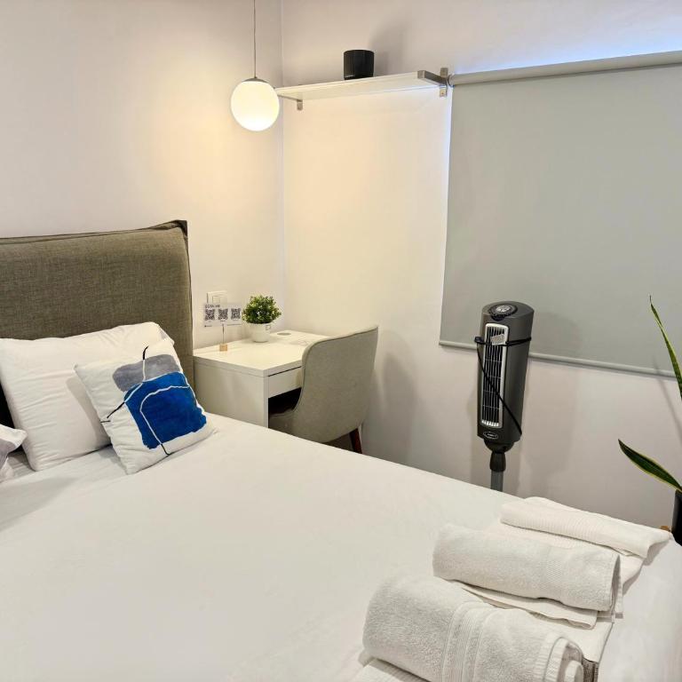 Suites Heriberto Frías - Double Room with Private Bathroom - 3