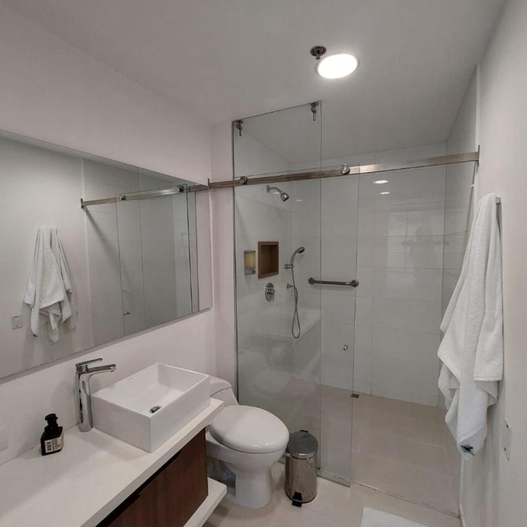 Apartasuite en Rionegro, piscina, gimnasio y spa - Apartamento de 2 dormitorios - 24