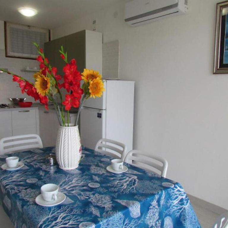 Modern flat with sea view - Appartamento - 10
