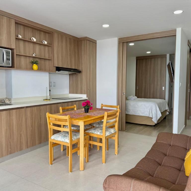 Getaway with Incredible Sea View - Three-Bedroom Apartment - 20