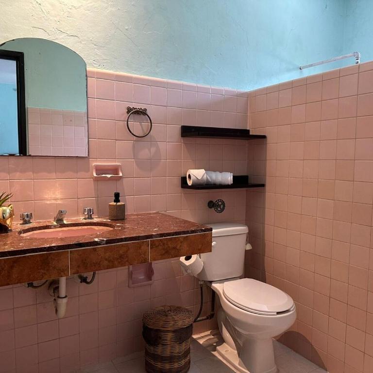 Casa Yuya - Three-Bedroom House - 28