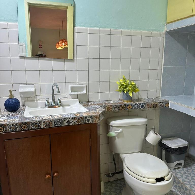 Casa Yuya - Three-Bedroom House - 23