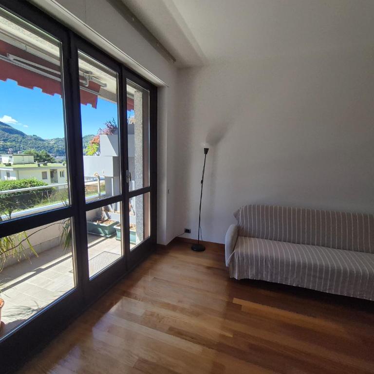 Como Prudence Suite - Appartamento con 2 Camere da Letto e Balcone - 5