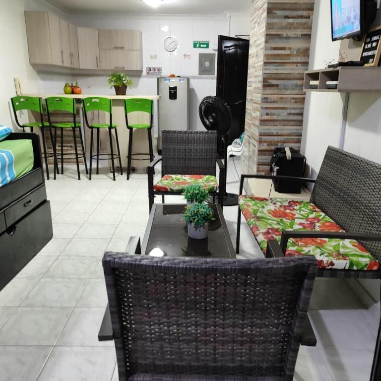 Condominio Nuevo Rodadero, wifi piscina parqueadero - One-Bedroom Apartment - 25