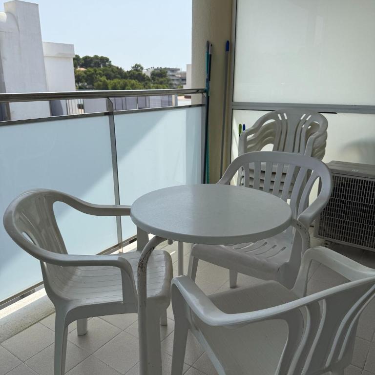 602 Cala Forn Salou Side sea views w Direct access to the beach - Estudio - 3