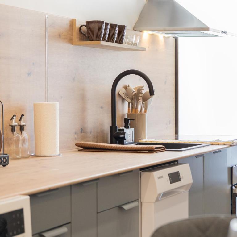 BANOFI FLATS - Beach II Apartments - Loft - 11