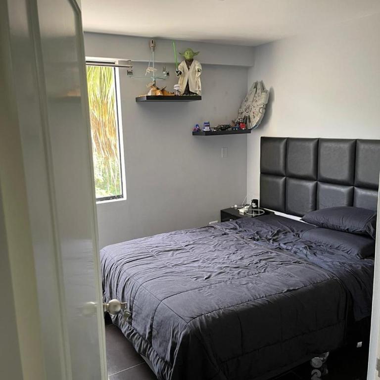 Alquiler de departamento con 02 habitaciones, estudio, sala, cocina, lavanderia y cochera independiente - Apartamento de 1 dormitorio - 5