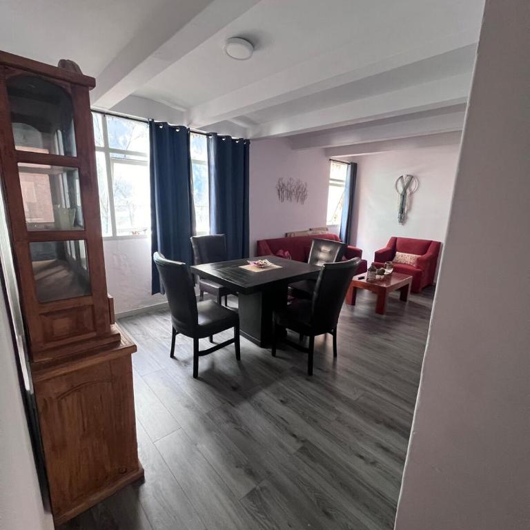 Saritas House - Three-Bedroom Apartment - 10