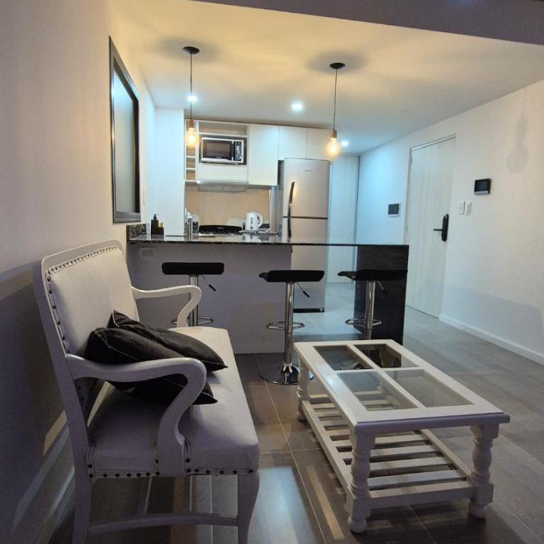 Departamento nuevo céntrico en San Lorenzo - Apartamento de 1 dormitorio - 1