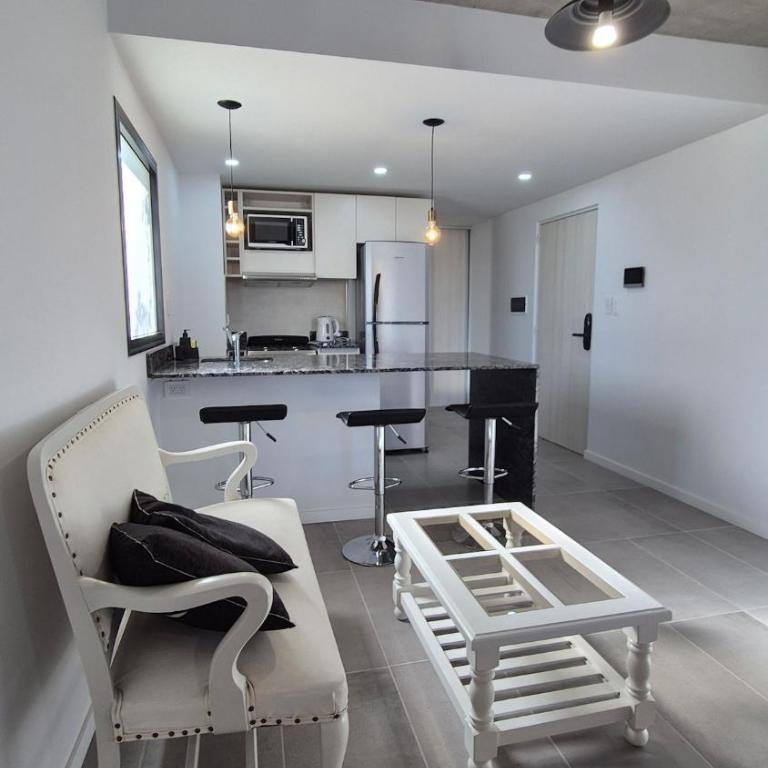 Departamento nuevo céntrico en San Lorenzo - Apartamento de 1 dormitorio - 4