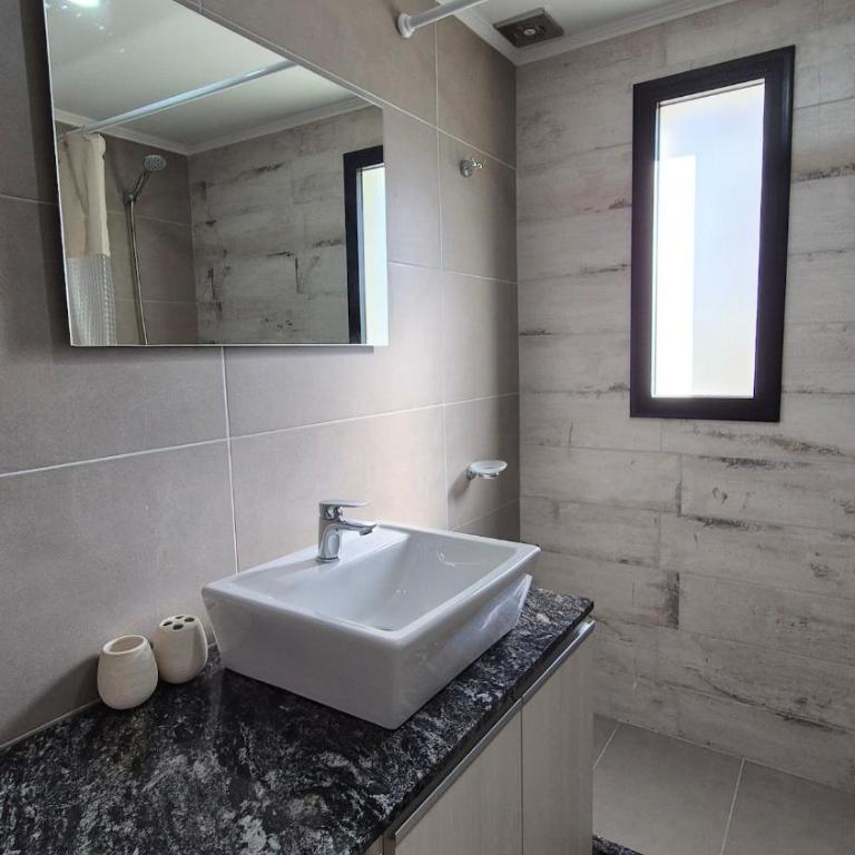 Departamento nuevo céntrico en San Lorenzo - Apartamento de 1 dormitorio - 6