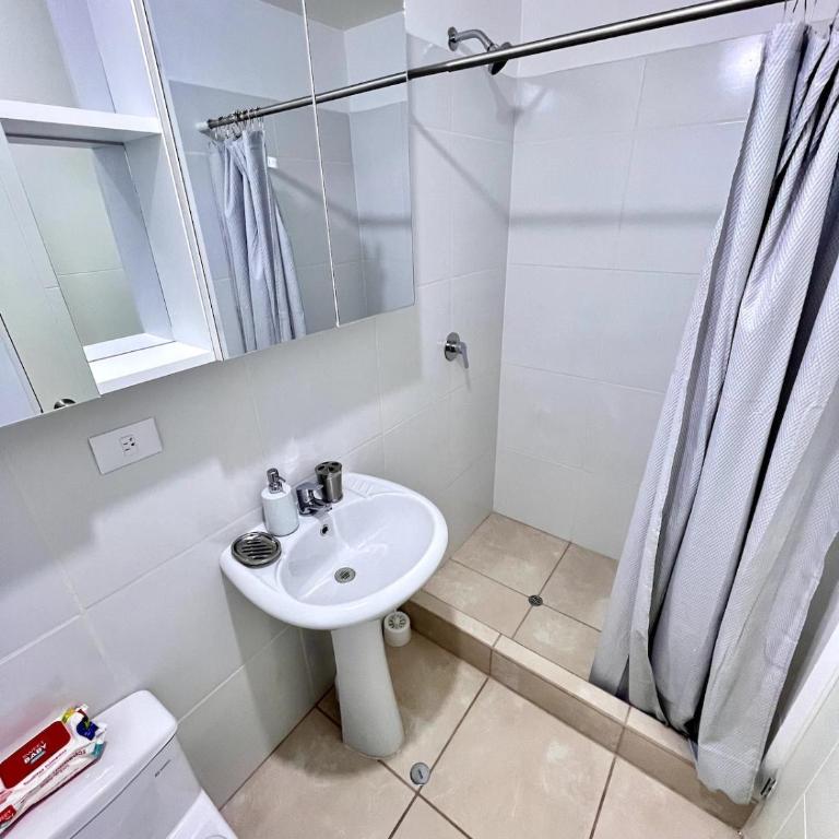 Downtown apartment in a residential area in Lima - Three-Bedroom Apartment - 17