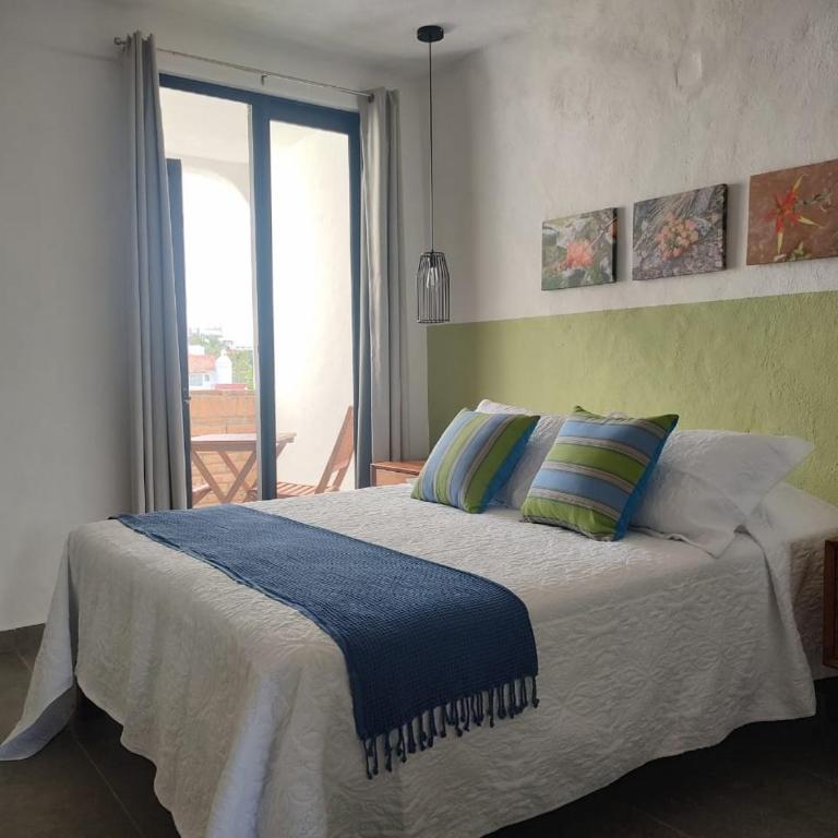 Departamentos en barrio tradicional cercanos a la playa - Two-Room Apartment - 28