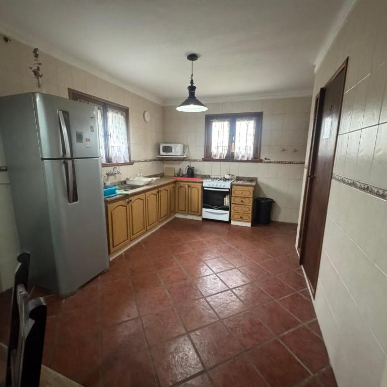 Casa grande en Miramar con parque, quincho y parrilla - Casa de 5 dormitorios - 16