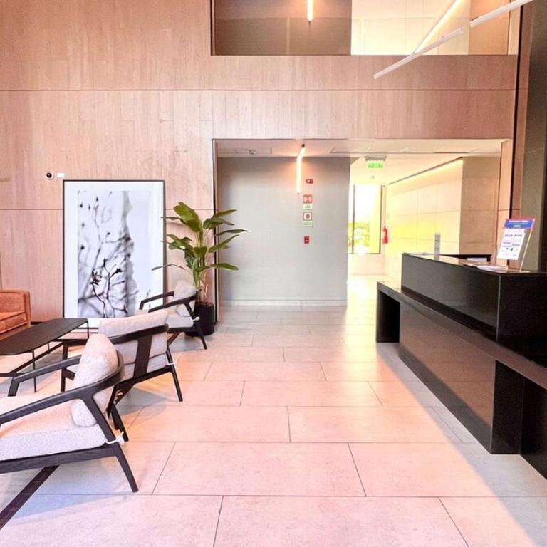Depto Exclusivo y moderno, a pasos de Parque Arauco - Two-Bedroom Apartment - 5