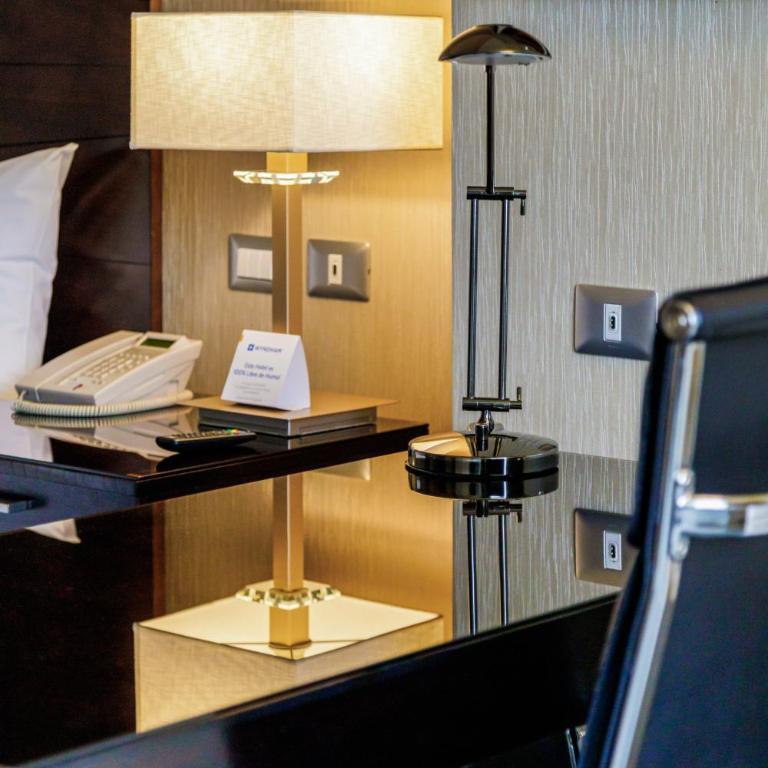 Wyndham Santiago Aeropuerto - Deluxe Family Room - Non-Smoking - 4