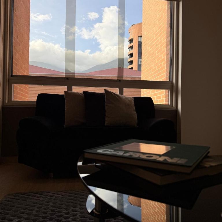 Elegant & Luxurious Apartment in Central Chacao - Three-Bedroom Apartment - 14