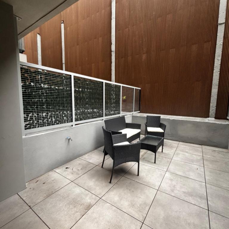 Monoambiente moderno, terraza privada y confort - Apartamento de 1 dormitorio - 8