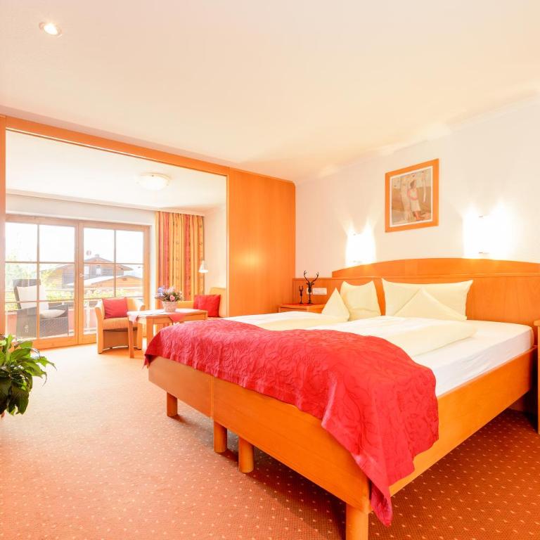 Familien- und Wellnesshotel "Viktoria" - Junior Suite (53) - 1