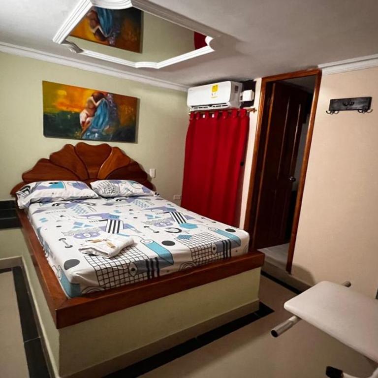 Hotel By Hours Jurassic - Large Double Room - 4