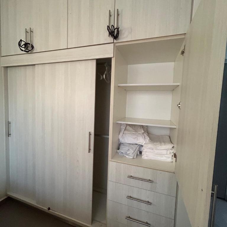 Apartamento en Zona Playa Cerritos - Three-Bedroom Apartment - 6