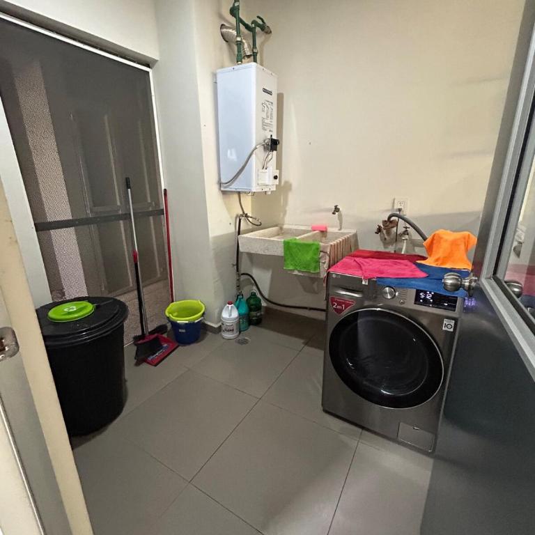 Apartamento en Zona Playa Cerritos - Three-Bedroom Apartment - 10